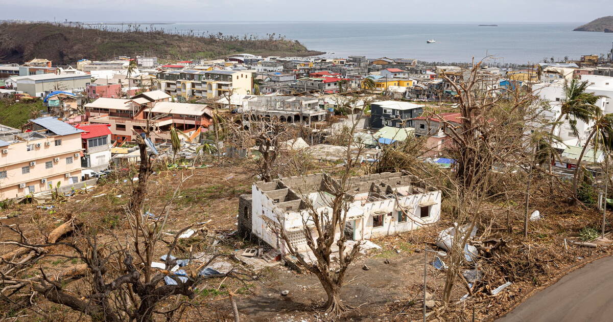, A Mayotte, l&rsquo;action enfin visible des secours et des services publics
