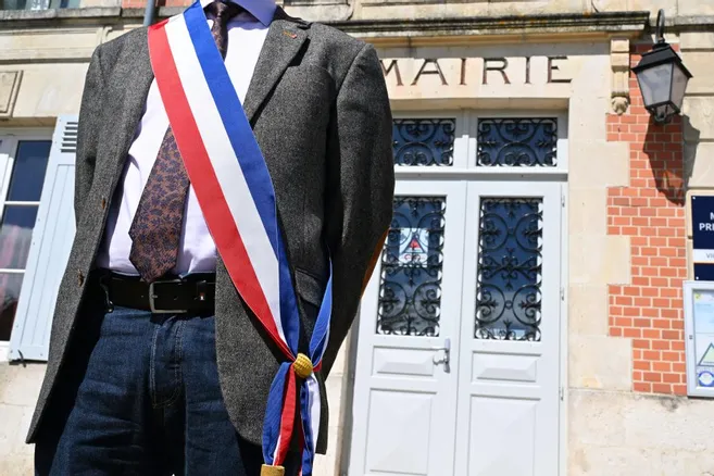 , &laquo;&nbsp;Je ne voulais pas laisser passer &ccedil;a&nbsp;&raquo; : le maire de Janville-en-Beauce explique pourquoi il a port&eacute; plainte contre l&rsquo;un de ses administr&eacute;s