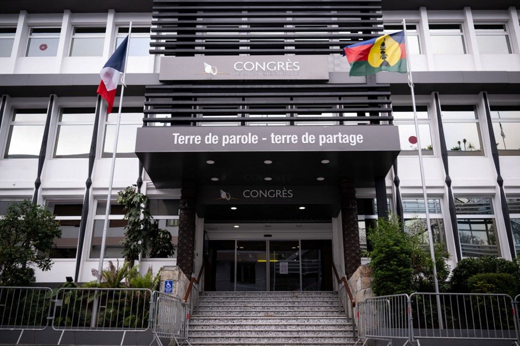 , Nouvelle-Cal&eacute;donie : les &eacute;lus valident l&rsquo;aide de l&rsquo;Etat au terme de d&eacute;bats houleux