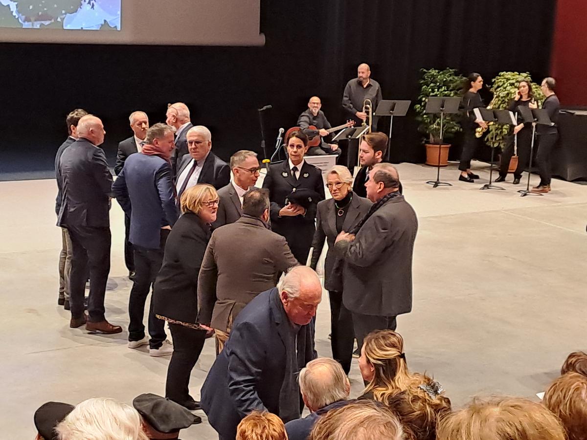 Jean-Jacques Lasserre, Max Brisson, Fabrice Rosay, Christian Dev&egrave;ze ou encore Mich&egrave;le Alliot-Marie avaient r&eacute;pondu &agrave; l&rsquo;invitation