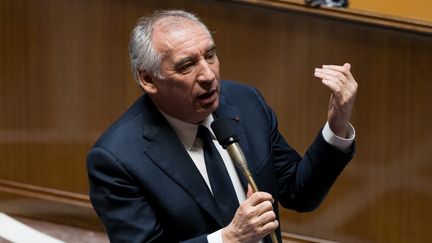 Le Premier ministre Fran&ccedil;ois Bayrou lors d'une session de questions au gouvernement &agrave; l'Assembl&eacute;e nationale, le 12 f&eacute;vrier 2025. (ALEXIS SCIARD / MAXPPP)