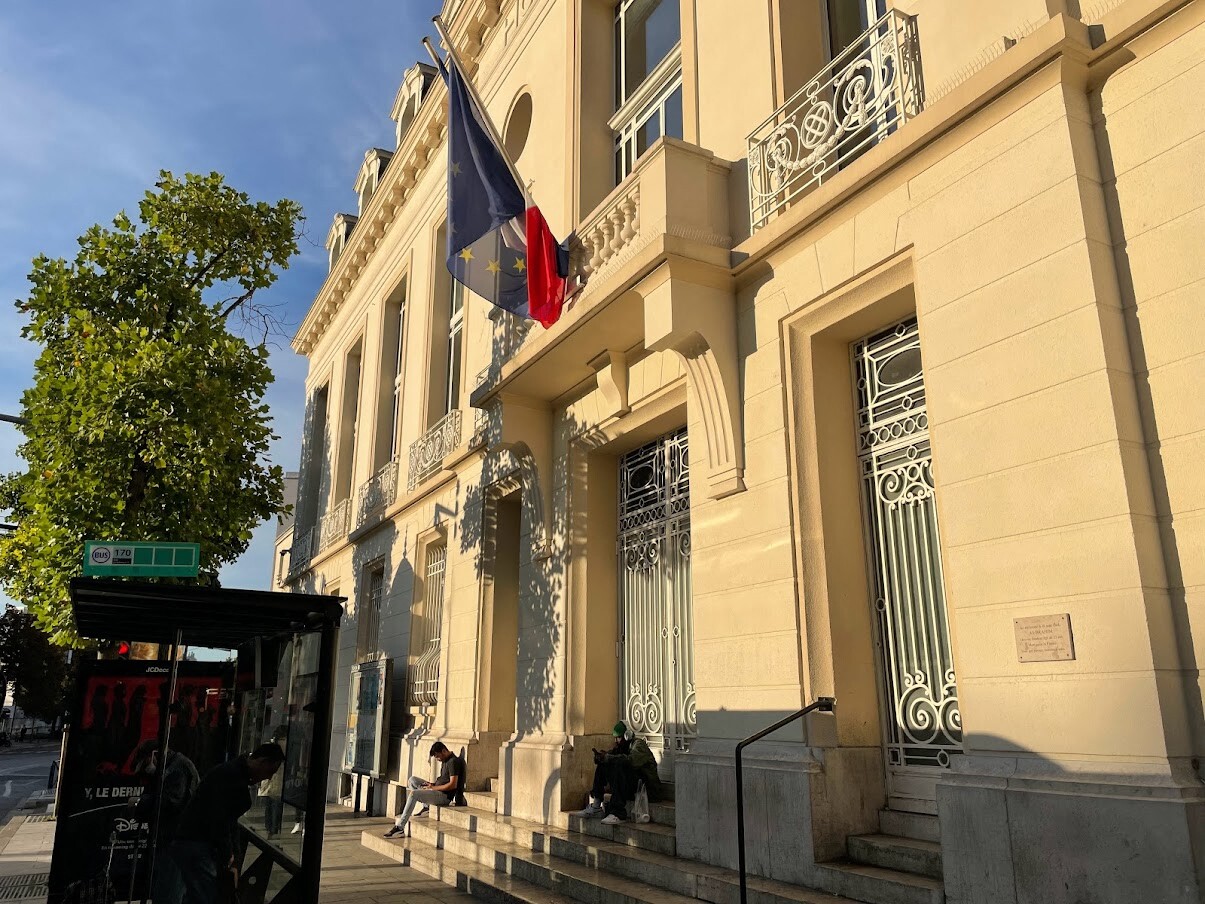 , &laquo;&nbsp;C&rsquo;est un choc&nbsp;&raquo; : &agrave; Aubervilliers, le retrait de la maire pour sa sant&eacute; mentale secoue &eacute;lus et habitants
