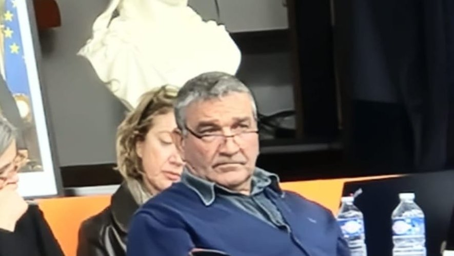 , Violence envers le maire de P&eacute;rols : le conseil municipal r&eacute;agit et annonce un rassemblement de soutien