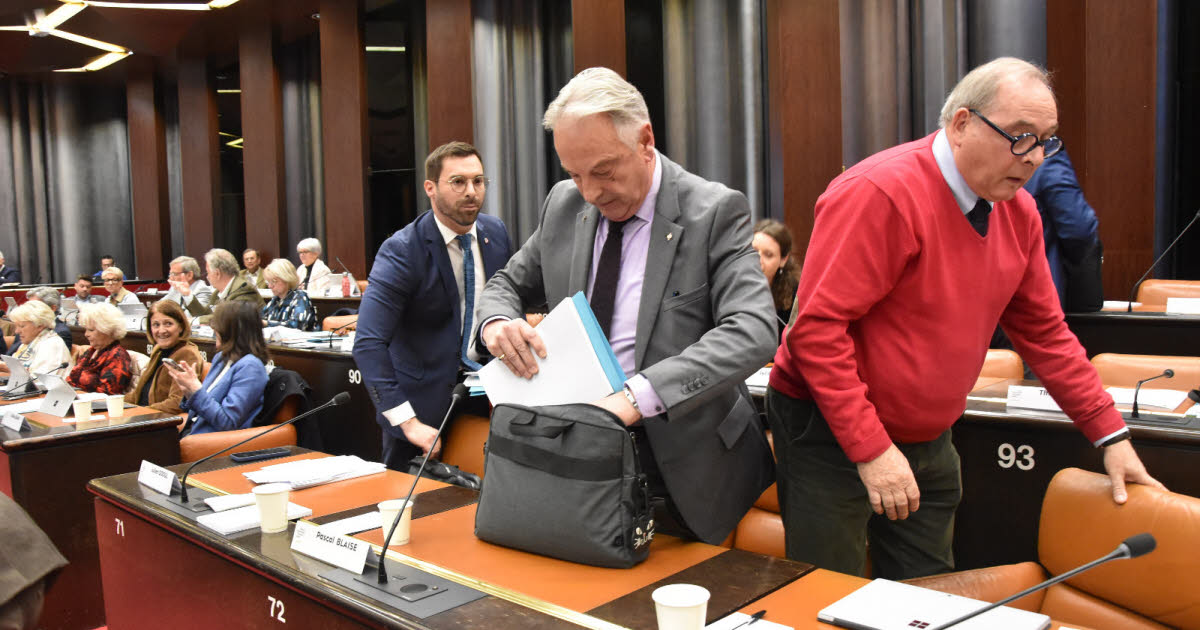 , Bourgogne Franche-Comt&eacute; S&rsquo;estimant &laquo; trait&eacute;s de nazis &raquo;, les &eacute;lus RN quittent la s&eacute;ance du conseil r&eacute;gional