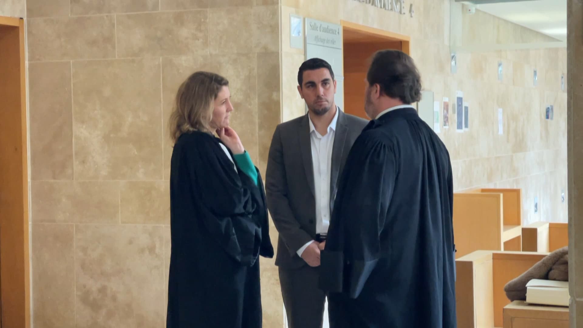 , La Penne-sur-Huveaune: 12 &eacute;lus appellent &agrave; la d&eacute;mission du maire, accus&eacute; de viols et de violences conjugales