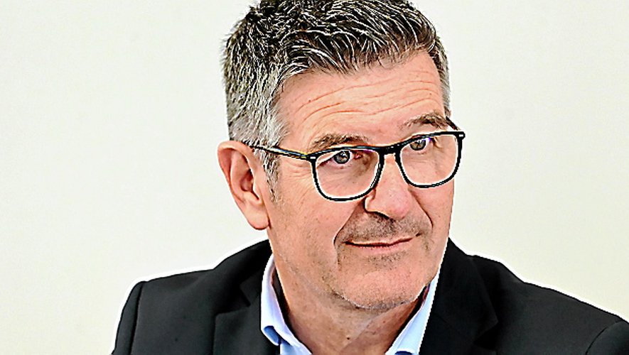 , Maire, cet &eacute;lu le plus respect&eacute; mais de plus en plus agress&eacute;
