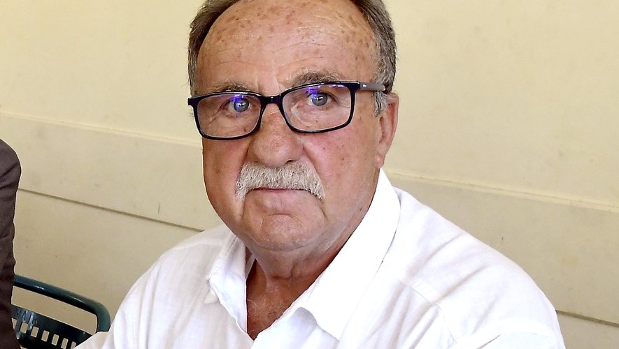 , Pr&egrave;s de Carcassonne, le maire de Monze agress&eacute; et menac&eacute; de mort par un administr&eacute; arm&eacute; d&rsquo;un couteau, sa secr&eacute;taire terroris&eacute;e