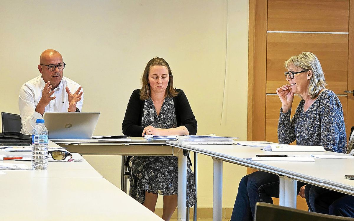 , Le conseil municipal de Baye vote une motion &laquo; pour la protection des &eacute;lus locaux