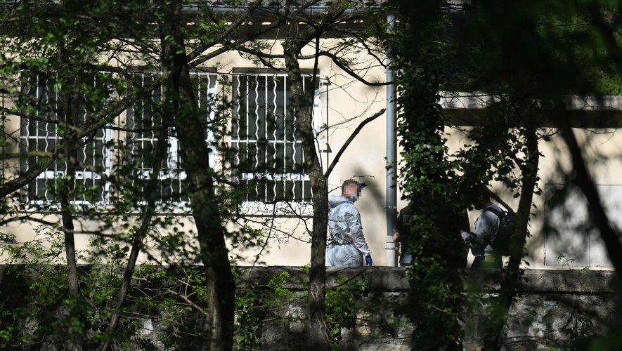 , Un fid&egrave;le tu&eacute; dans une mosqu&eacute;e du Gard : des &eacute;lus LFI appellent &agrave; un rassemblement anti-islamophobie &agrave; Paris