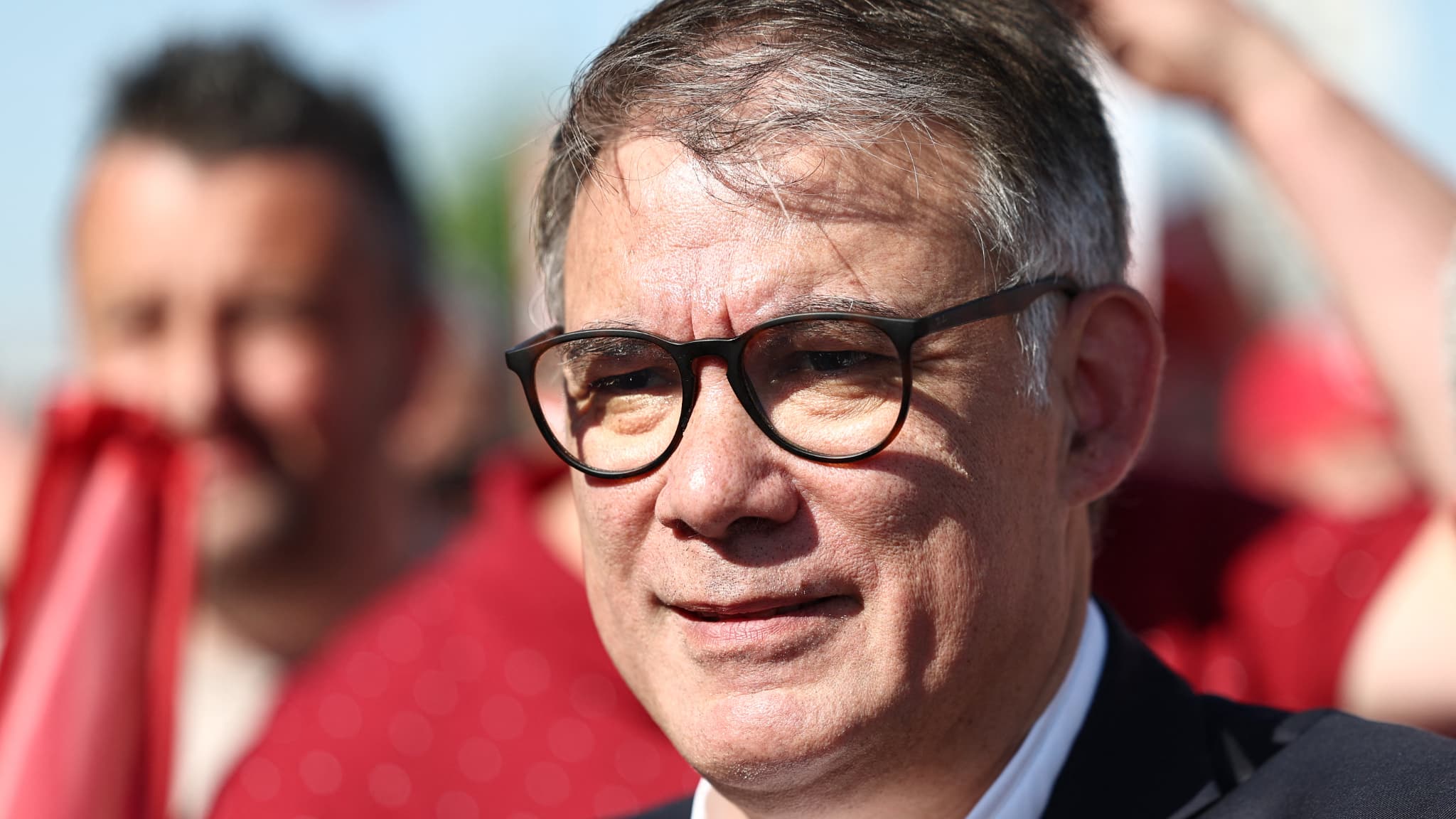 , D&eacute;fil&eacute; du 1er-Mai: Olivier Faure d&eacute;plore &laquo;&nbsp;la violence de fanatiques&nbsp;&raquo; apr&egrave;s une attaque contre des &eacute;lus socialistes