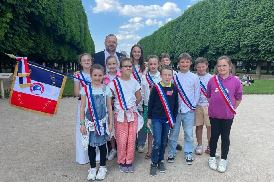 Les &eacute;lus en ont profit&eacute; pour visiter le jardin du Luxembourg.