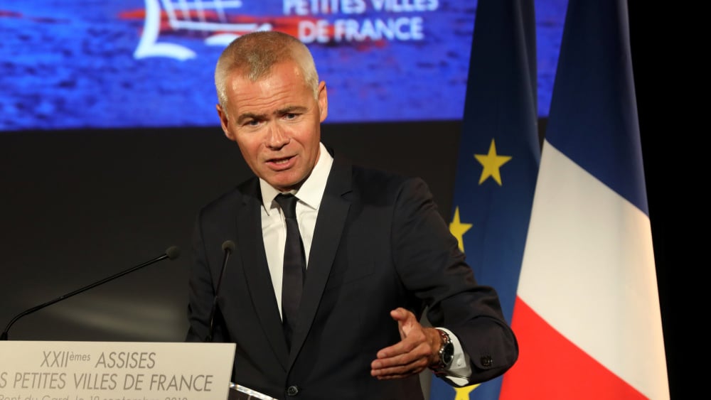 , Malgr&eacute; les violences, le d&eacute;couragement, les chocs… &laquo;&nbsp;Le maire est l&rsquo;airbag de la R&eacute;publique&nbsp;&raquo;