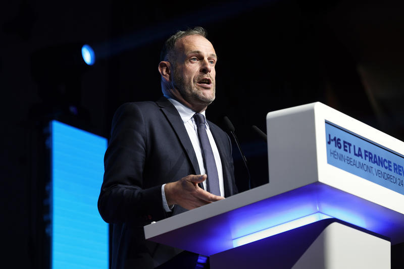 , &Agrave; H&eacute;nin-Beaumont, le maire RN Steeve Briois veut falsifier l&rsquo;histoire avec une st&egrave;le contre le communisme
