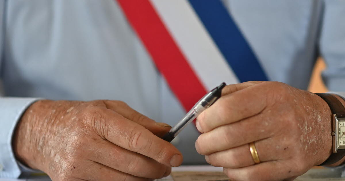 , Accueil Politique &laquo; On n&rsquo;est pas l&agrave; pour ramasser des coups &raquo; : les maires face au ph&eacute;nom&egrave;ne des …