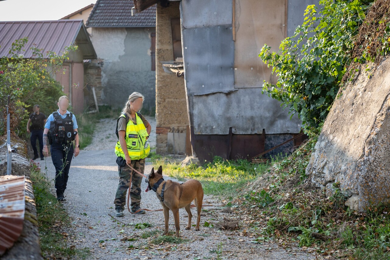 , Agression du maire de Villeneuve-de-Marc en Is&egrave;re : le suspect interpell&eacute; apr&egrave;s 48h de fuite