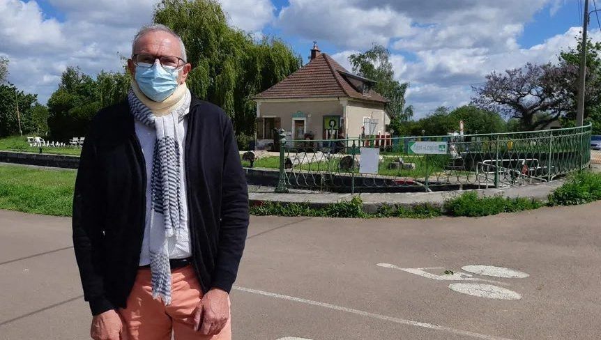 , Agressions d&rsquo;&eacute;lus : &laquo;&nbsp;Le foss&eacute; entre l&rsquo;&Eacute;tat et les maires est de plus …