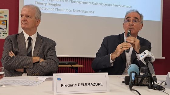 Fr&eacute;d&eacute;ric Delemazure, le directeur dioc&eacute;sain et Laurent Percerou, l'&eacute;v&ecirc;que de Nantes.