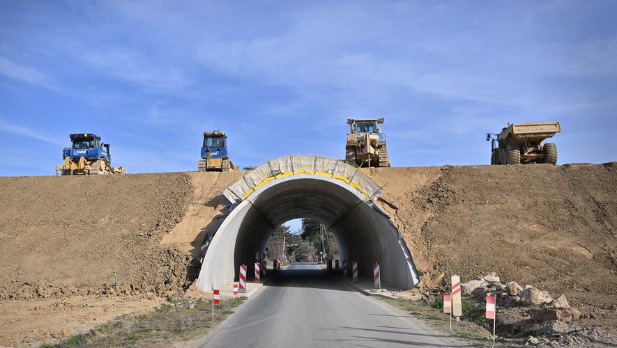 , Autoroute A69 : un adjoint au maire agress&eacute; alors qu&rsquo;il prenait des photos du chantier &agrave; Teulat