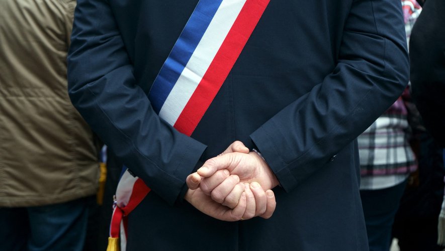 , Maire agress&eacute; en pleine rue par un habitant : le suspect en fuite a &eacute;t&eacute; interpell&eacute;