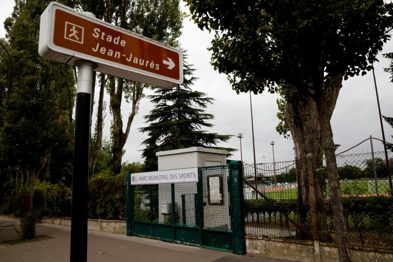 , Kewi: &eacute;l&egrave;ves, parents, enseignants et &eacute;lus marchent &laquo;&nbsp;contre la violence&nbsp;&raquo;
