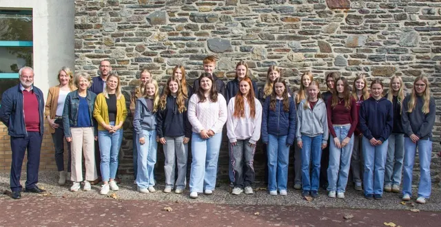 photo hubert paris (&agrave; gauche) a accueilli 18&nbsp;lyc&eacute;ens allemands en s&eacute;jour linguistique au coll&egrave;ge saint-joseph. &copy; ouest-france 