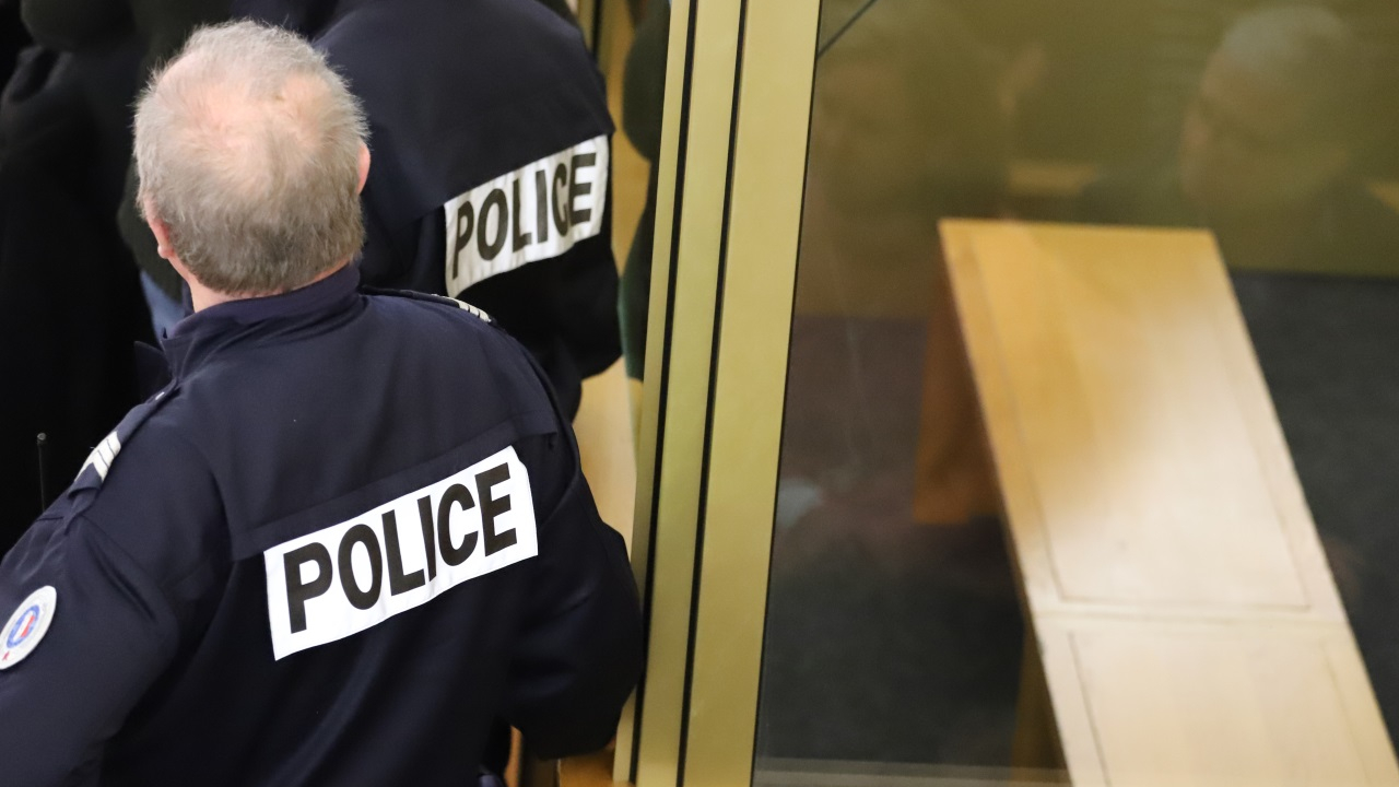 , Condamn&eacute; apr&egrave;s avoir menac&eacute; le maire de Mison