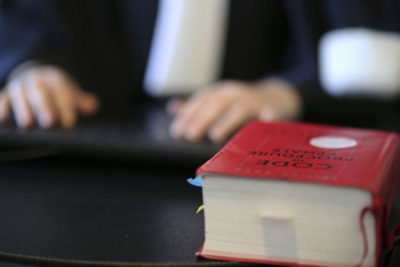 , C&ocirc;tes-d&rsquo;Armor : poursuivie pour outrage &agrave; son maire, elle remet au go&ucirc;t du jour un mot d&rsquo;insulte