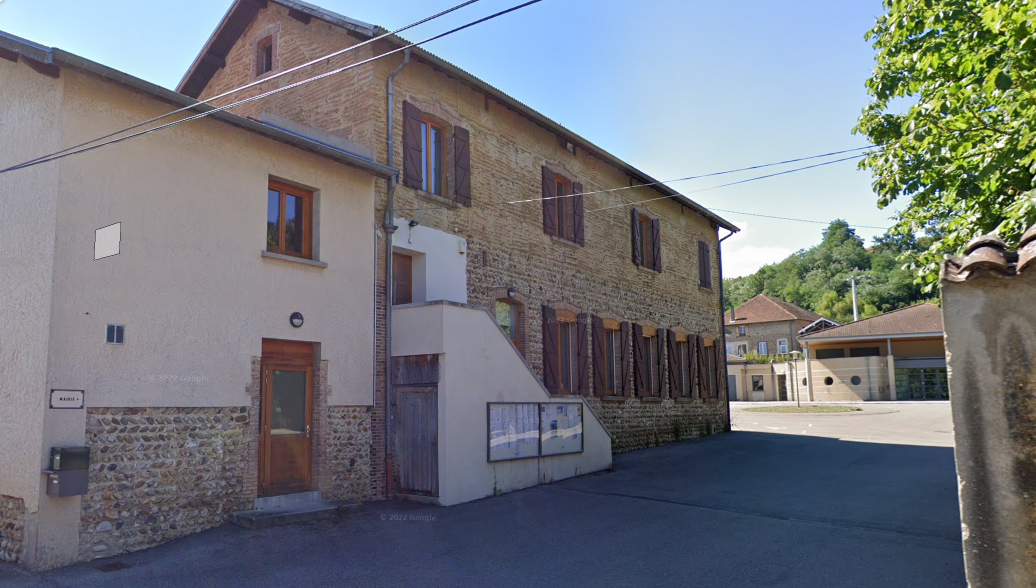, Is&egrave;re. La maire de cette commune brutalement agress&eacute;e par un habitant : &laquo;&nbsp;C&rsquo;est une explosion&nbsp;&raquo;