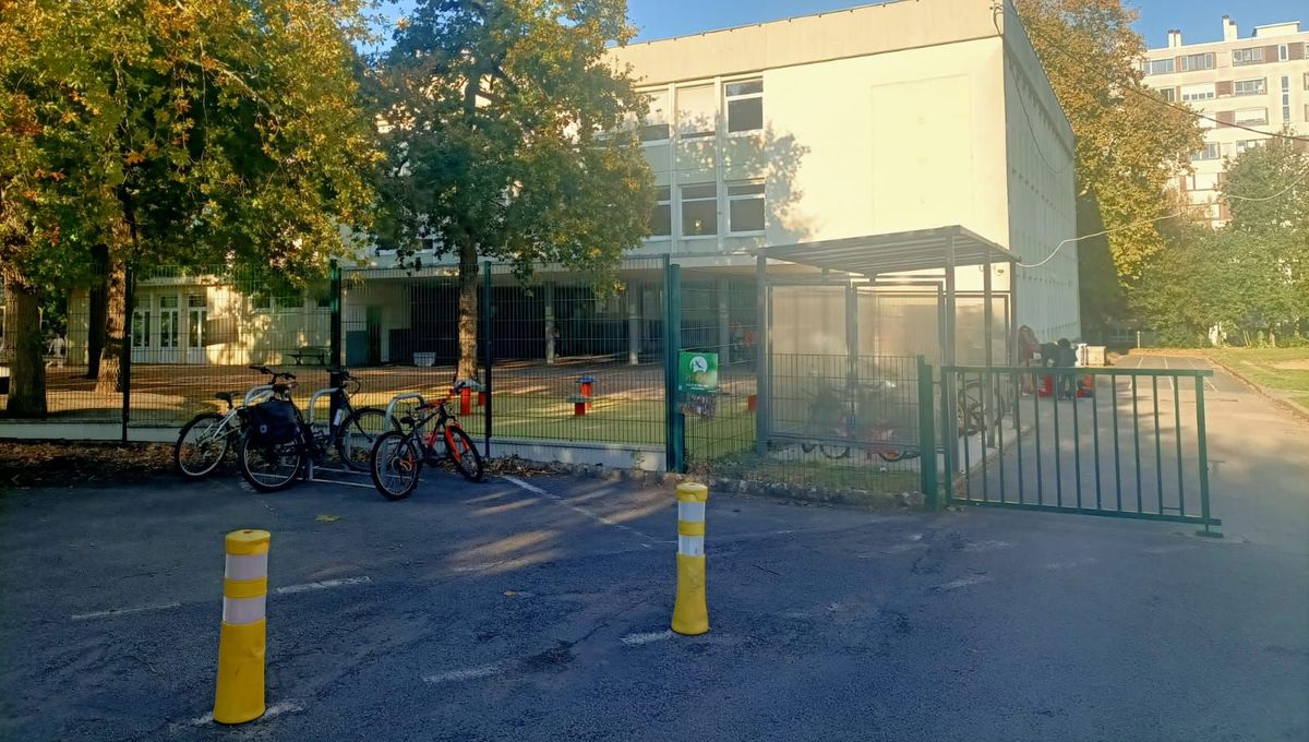 , Parents et &eacute;lus d&eacute;noncent la violence d&rsquo;un groupe d&rsquo;&eacute;l&egrave;ves &agrave; l&rsquo;&eacute;cole du Bois-Saint-Louis &agrave; Orvault