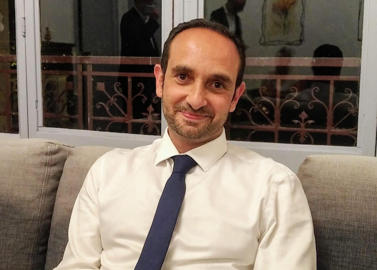 , Patrick Haddad, le maire de Sarcelles, agress&eacute; et caillass&eacute;