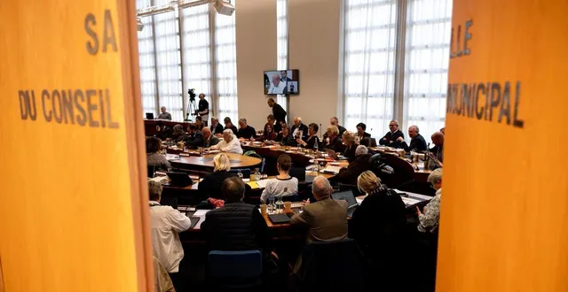 photo les &eacute;lus du conseil municipal de brest. &copy; guillaume saligot / ouest-france 