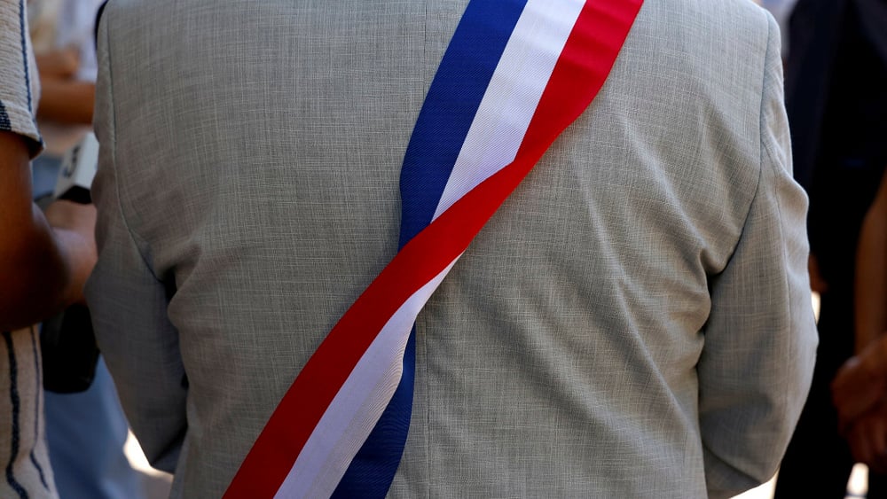 , Municipales 2026 : indemnit&eacute;s, conflits d&rsquo;int&eacute;r&ecirc;t&hellip; quel est ce &laquo;&nbsp;statut d&rsquo;&eacute;lu local&nbsp;&raquo; que Lecornu veut avant les &eacute;lections