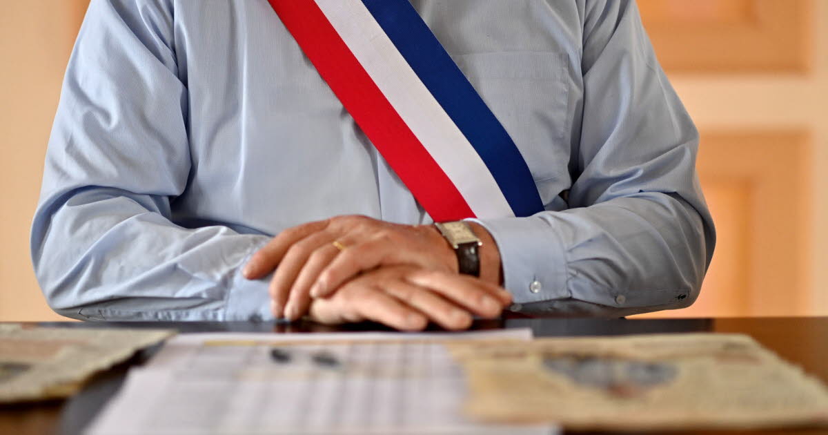, Municipales 2026 Menaces, outrages, violences&hellip; Les maires, premi&egrave;res victimes des atteintes contre les &eacute;lus