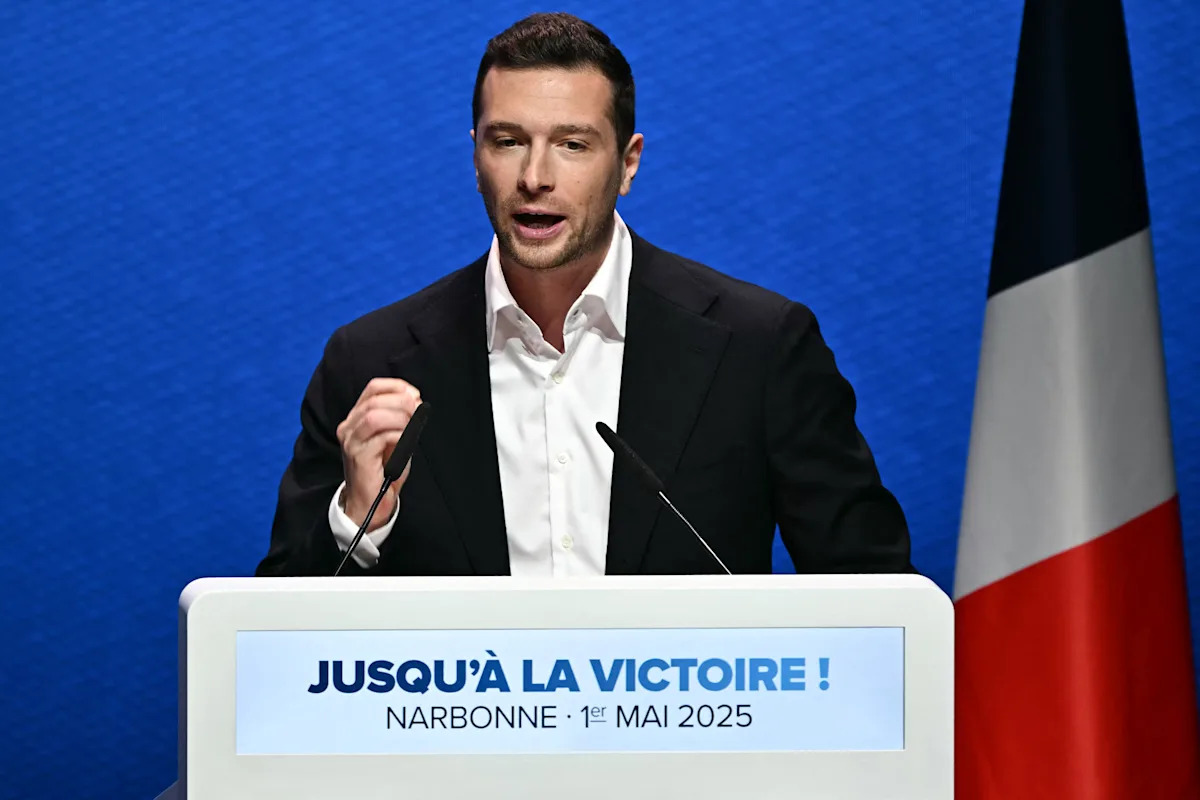 , Qu&rsquo;est-ce que l'&nbsp;&raquo;effet von Papen&nbsp;&raquo;, une r&eacute;f&eacute;rence historique qui fait bondir le RN