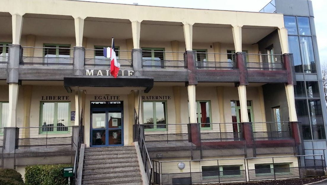 , Voujeaucourt : la mairie porte plainte apr&egrave;s l&rsquo;agression du policier municipal