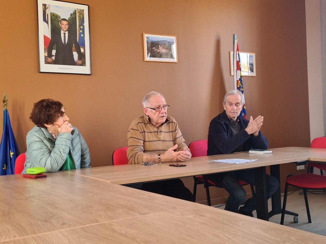 , Menaces et violences &agrave; Montfleur : le maire et une partie de son conseil d&eacute;missionnent
