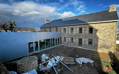 &Agrave; Br&eacute;hand, l&rsquo;ancien presbyt&egrave;re de Br&eacute;hand, actuellement en chantier, va accueillir un tiers-lieu. Son ouverture annonc&eacute;e courant mars&nbsp;2026.