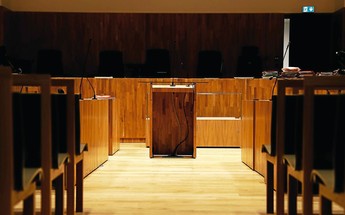 , Quinze ans de r&eacute;clusion requis &agrave; l&rsquo;encontre de l&rsquo;ex-&eacute;lu brestois Charles Kermarec, jug&eacute; pour viols et agressions sexuelles sur ses trois neveux