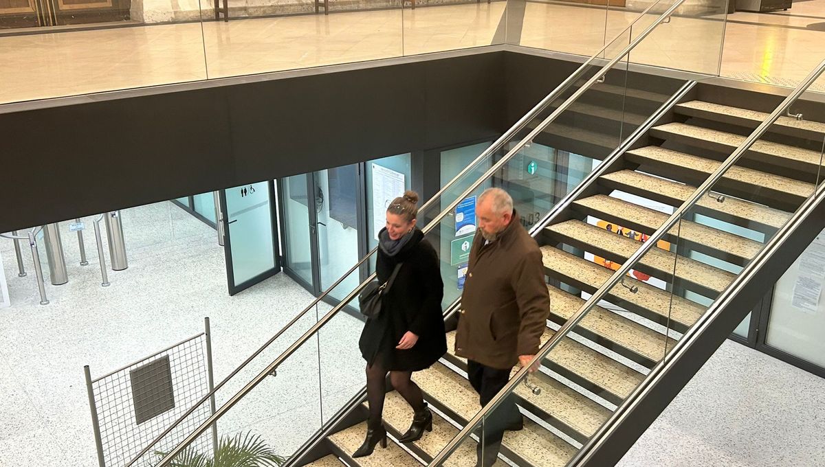 , Trois ans de prison requis contre l&rsquo;ancien maire de Nazelles-N&eacute;gron accus&eacute; d&rsquo;agression sexuelle et corruption de mineurs