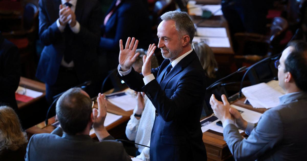 , Tout juste &eacute;lu maire de Paris, Emmanuel Gr&eacute;goire promet de faire du p&eacute;riscolaire son &laquo;premier combat&raquo;, pour &laquo;prot&eacute;ger nos enfants&raquo;