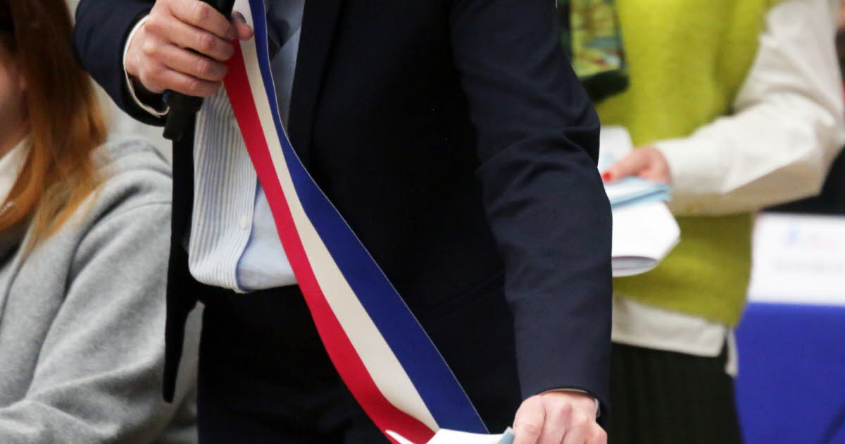 , Aude &laquo; Il m&rsquo;a tap&eacute; la t&ecirc;te &raquo; et &laquo; &eacute;trangl&eacute; &raquo; : le maire d&rsquo;un village violemment agress&eacute;