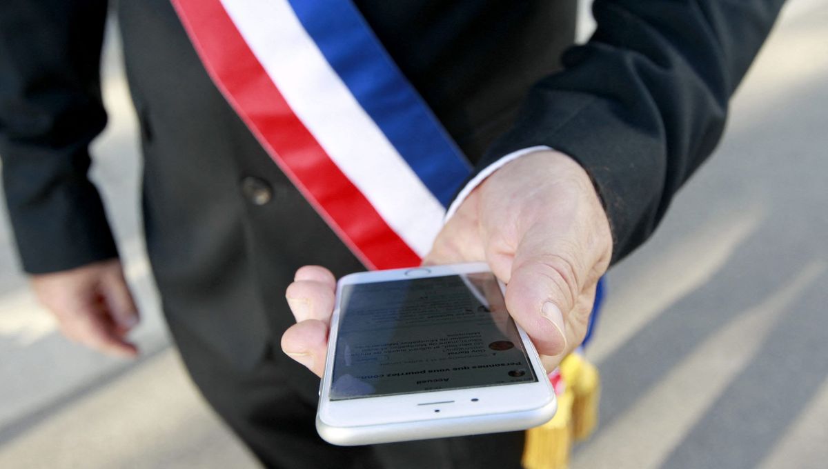 , &laquo; Mes enfants et mes parents en &eacute;taient meurtris &raquo; : les &eacute;lus de la Manche face &agrave; la violence des r&eacute;seaux sociaux