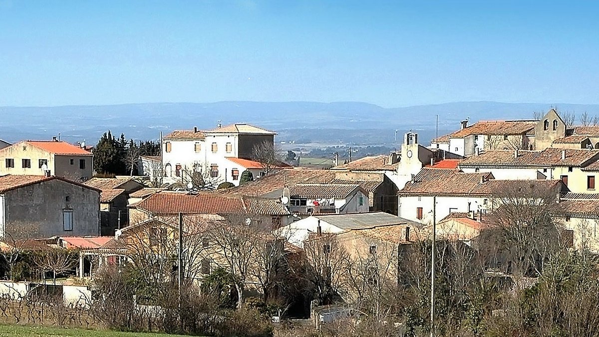 , Mis en examen pour viols et agressions sexuelles, le maire de cette commune pr&egrave;s de Carcassonne incarc&eacute;r&eacute; : deux femmes l&rsquo;accusent, l&rsquo;&eacute;lu clame son innocence