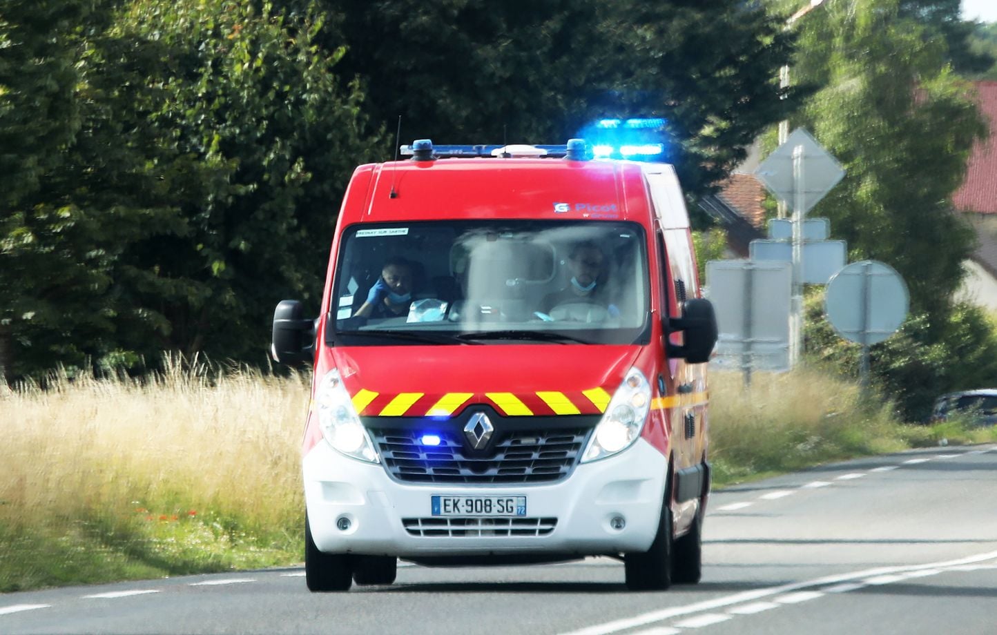 , Nord : Un conseiller municipal tabass&eacute; pour un signe &agrave; une voiture qui roulait trop vite