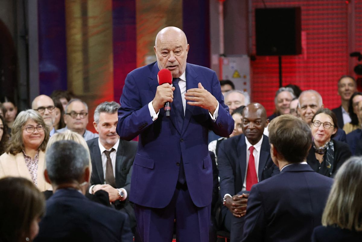 , Soup&ccedil;onn&eacute; d&rsquo;avoir agress&eacute; l&rsquo;ancien ministre Jean-Michel Baylet, un couple compara&icirc;tra pour &laquo;&nbsp;violence sur &eacute;lu&nbsp;&raquo;