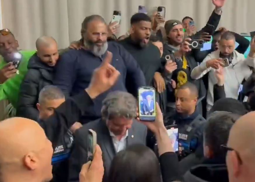 , &laquo;Allez, d&eacute;gage de l&agrave; !&raquo;, &laquo;arrache ta m&egrave;re !&raquo;… Des &eacute;lus et maires injuri&eacute;s et humili&eacute;s apr&egrave;s leur d&eacute;faite