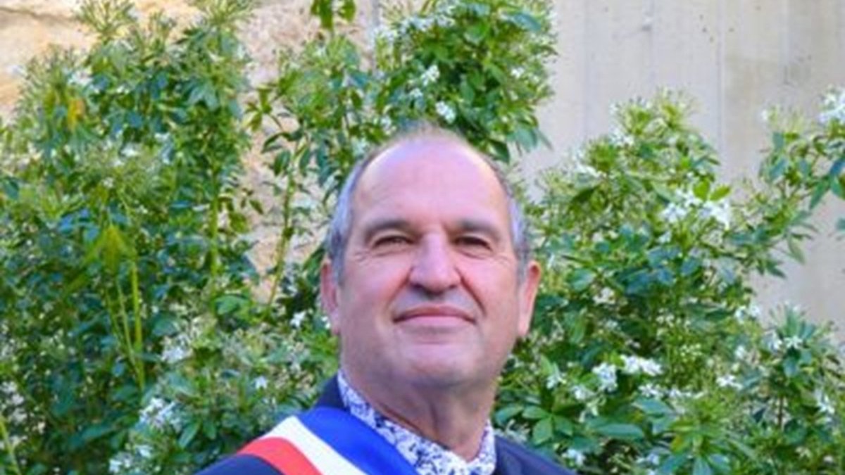 , « Il n’y a pas d’impunité » : un vacancier éconduit de la fête à cause de son chien insulte le maire de Cazoul-les-Béziers sur internet et le paye très cher