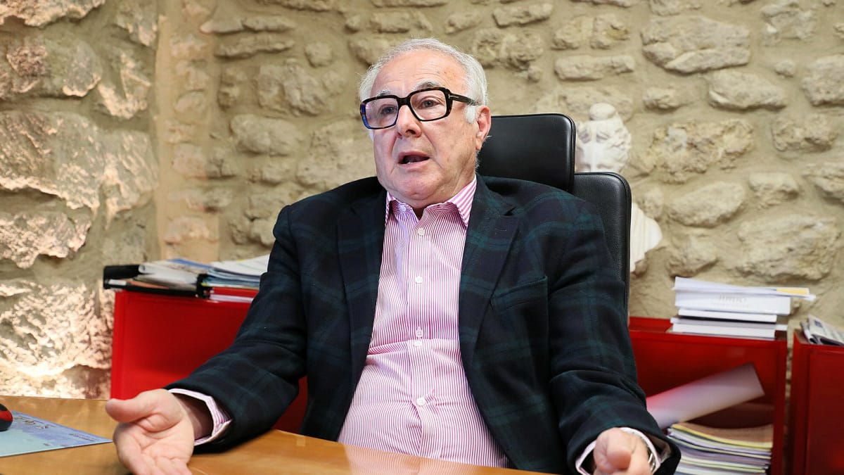 , Le maire de Cornillon-Confoux demande la protection fonctionnelle